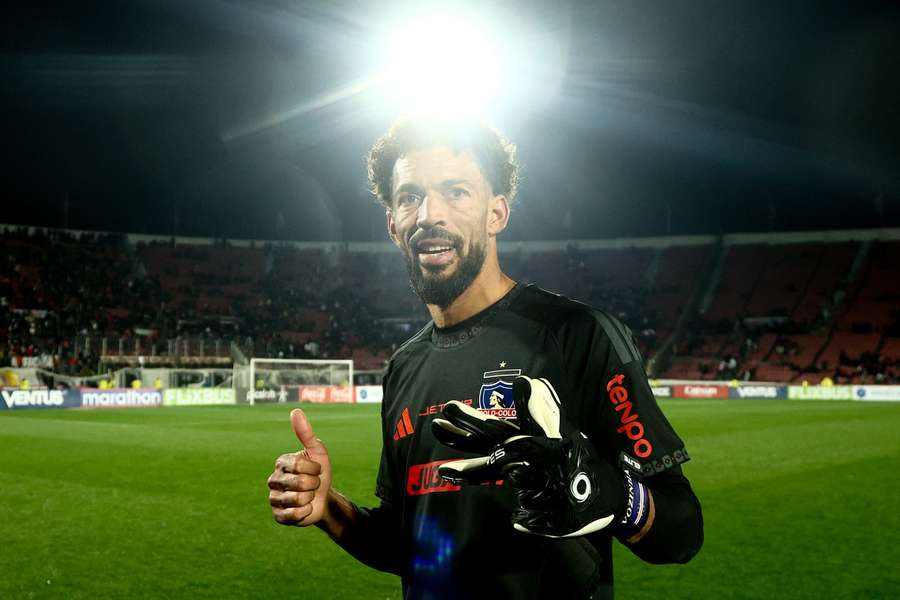 Vozinha agora joga pelo Colo-Colo Vozinha agora joga pelo Colo-Colo