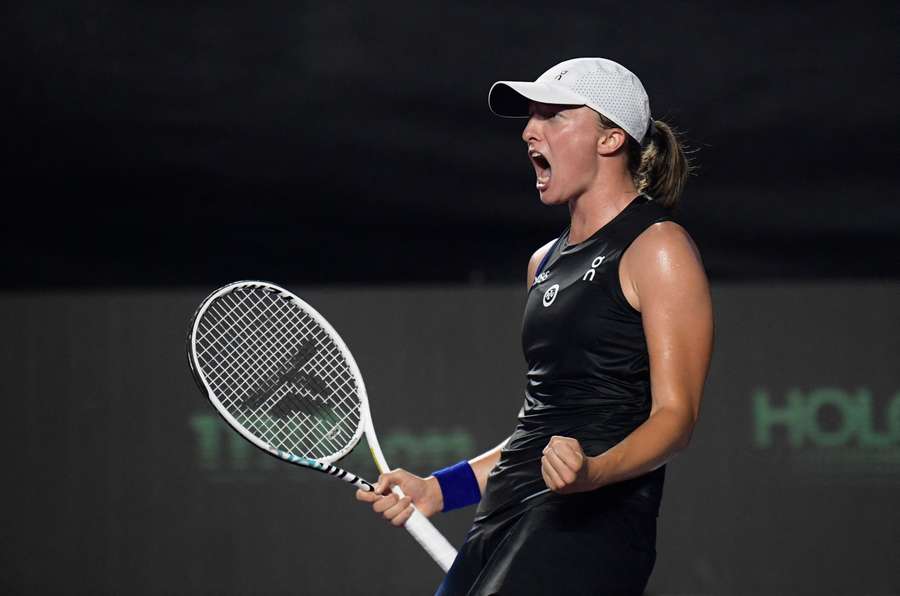 WTA Finals - Świątek pokonała Sabalenkę w półfinale