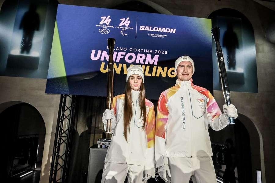 Ogień olimpijski przemierzy we Włoszech 12 tysięcy kilometrów przed startem igrzysk Ogień olimpijski przemierzy we Włoszech 12 tysięcy kilometrów przed startem igrzysk