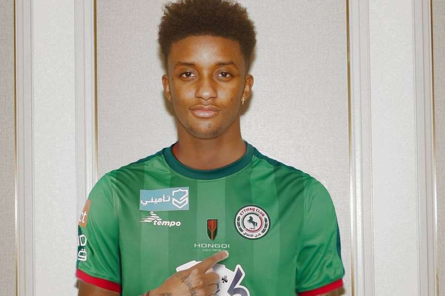 Demarai Gray já na Arábia Saudita