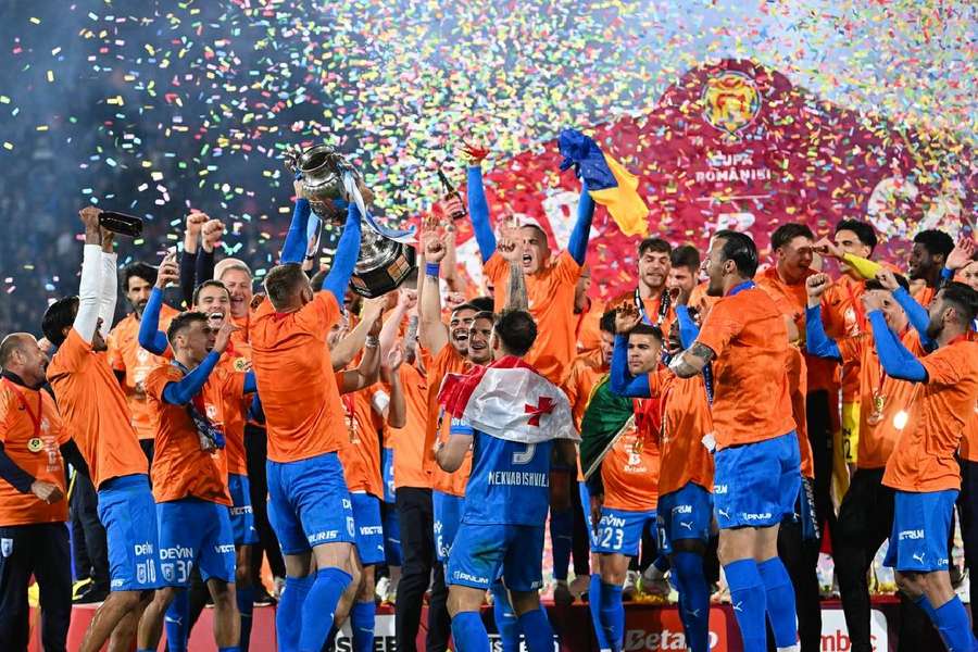 Universitatea Craiova a cucerit Cupa României în ediția 2025/2026 Universitatea Craiova a cucerit Cupa României în ediția 2025/2026