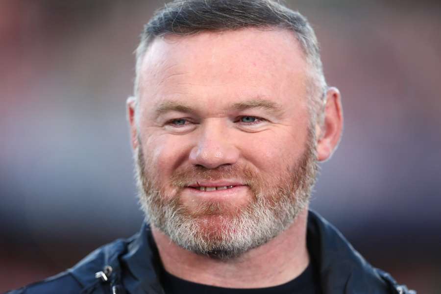 Rooney falou aos jornalistas