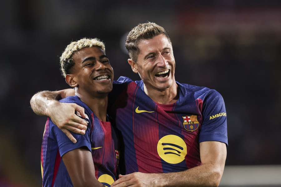 Lewandowski e Yamal dividiram o vestiário por quatro temporadas Lewandowski e Yamal dividiram o vestiário por quatro temporadas