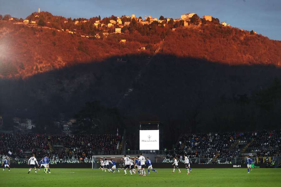 Como and Bologna had to settle for a draw