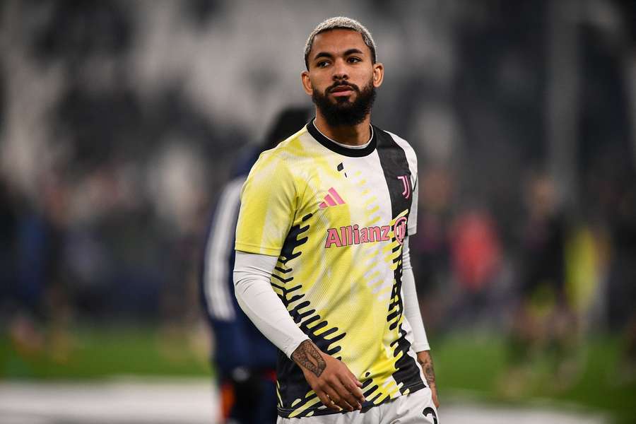 Douglas Luiz prima di Juventus-PSV