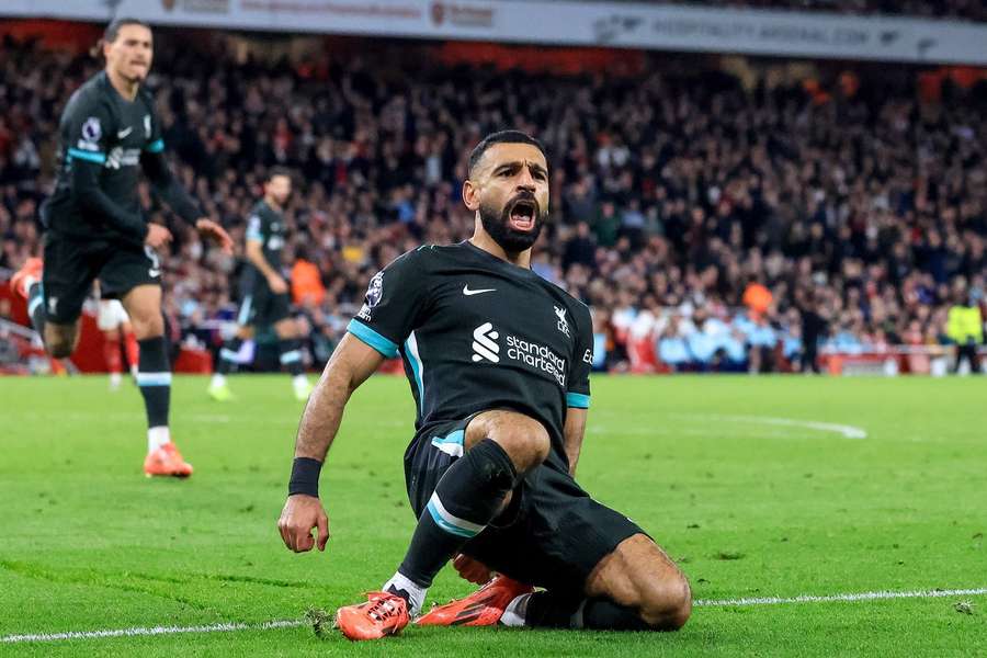 Salah celebrando el 2-2 ante el Arsenal