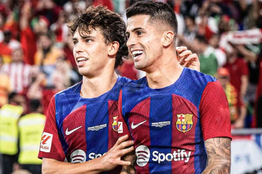 João Félix e João Cancelo vão jogar juntos no Barcelona