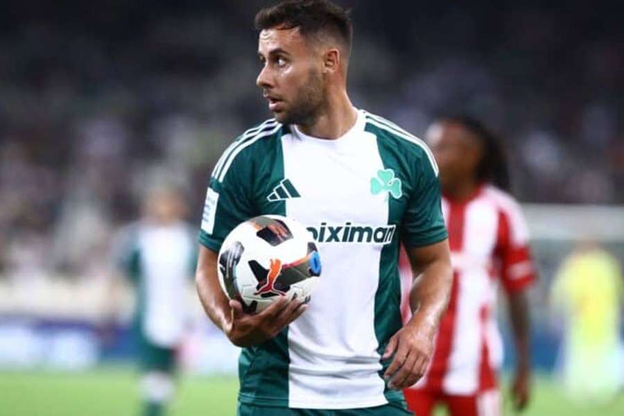 George Baldock tinha trocado o Sheffield pelo Panathinaikos no verão