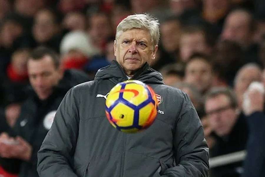 Liverpool boss Slot responds to Wenger claims: Well, everyone has an opinion... Liverpool boss Slot responds to Wenger claims: Well, everyone has an opinion...