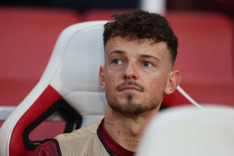 Arsenal defender Ben White has picked up a suspected MCL injury and is ruled out for the rest of the season