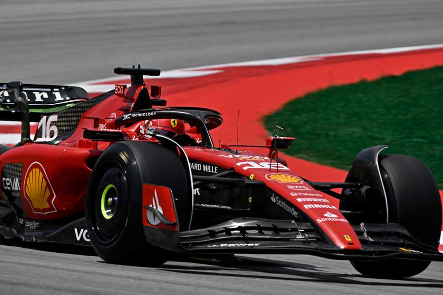 Charles Leclerc alla guida della Ferrari