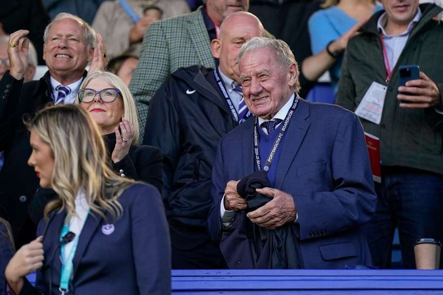 Former Portsmouth, Leicester owner Mandaric passes away