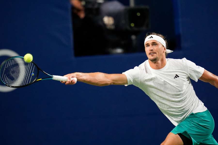 Sieg gegen Angstgegner: Zverev in Toronto im Viertelfinale Sieg gegen Angstgegner: Zverev in Toronto im Viertelfinale