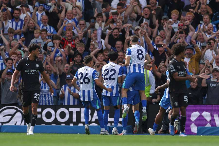 Brighton porazil Manchester City. Brighton porazil Manchester City.