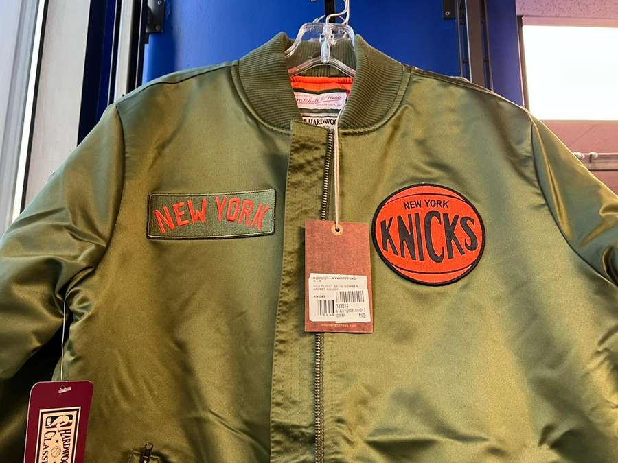 Jaqueta do Knicks é vendida por US$ 180