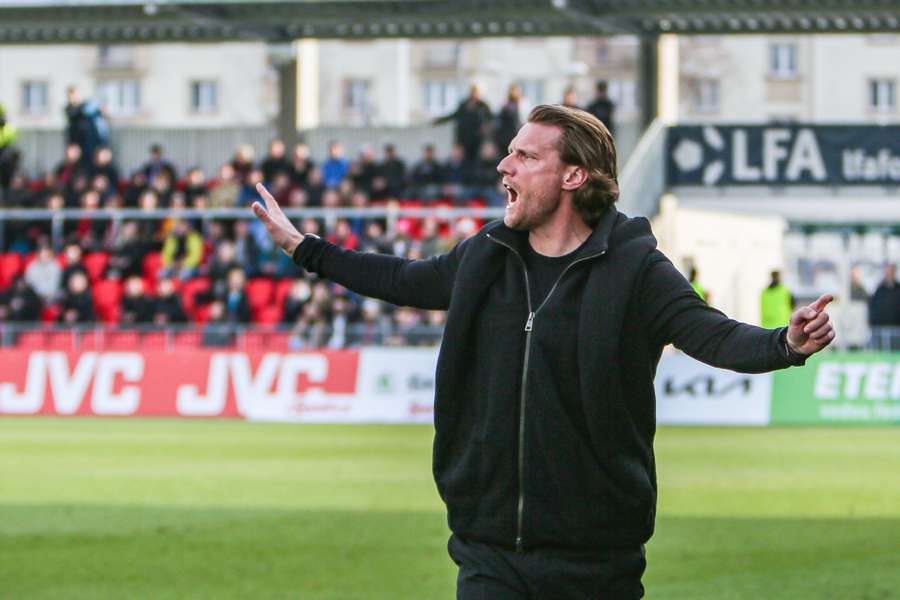 Radoslav Kováč předvádí se svým týmem atraktivní fotbal.