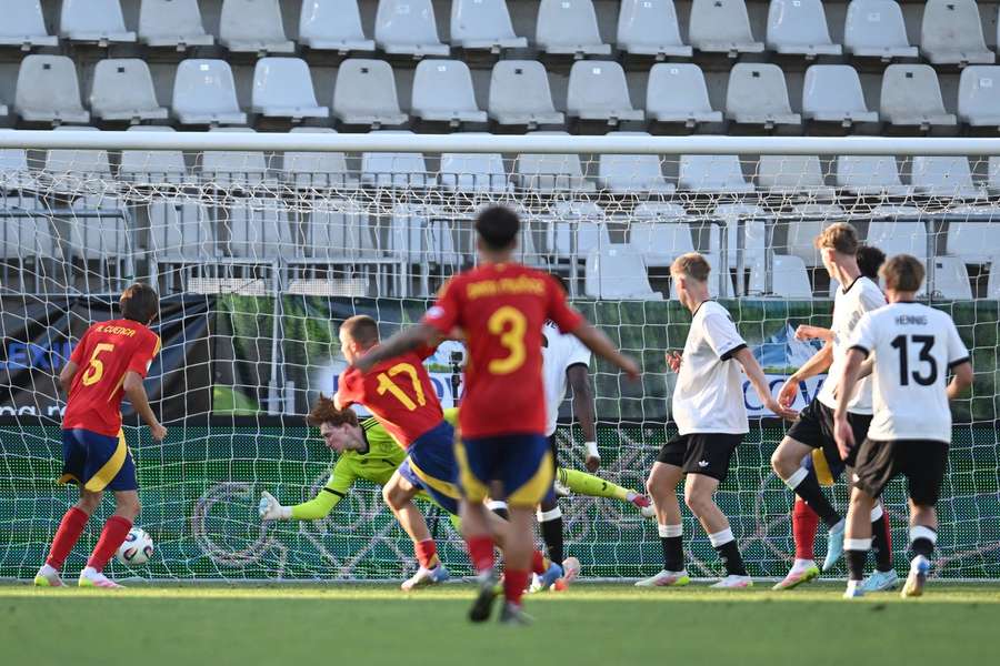 Spania U19, prima finalistă de la Euro, după un duel cu 11 goluri cu Germania