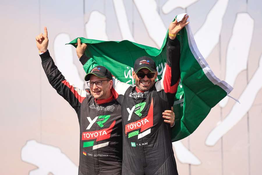 Yazeed Al Rajhi e il co-pilota Edouard Boulanger