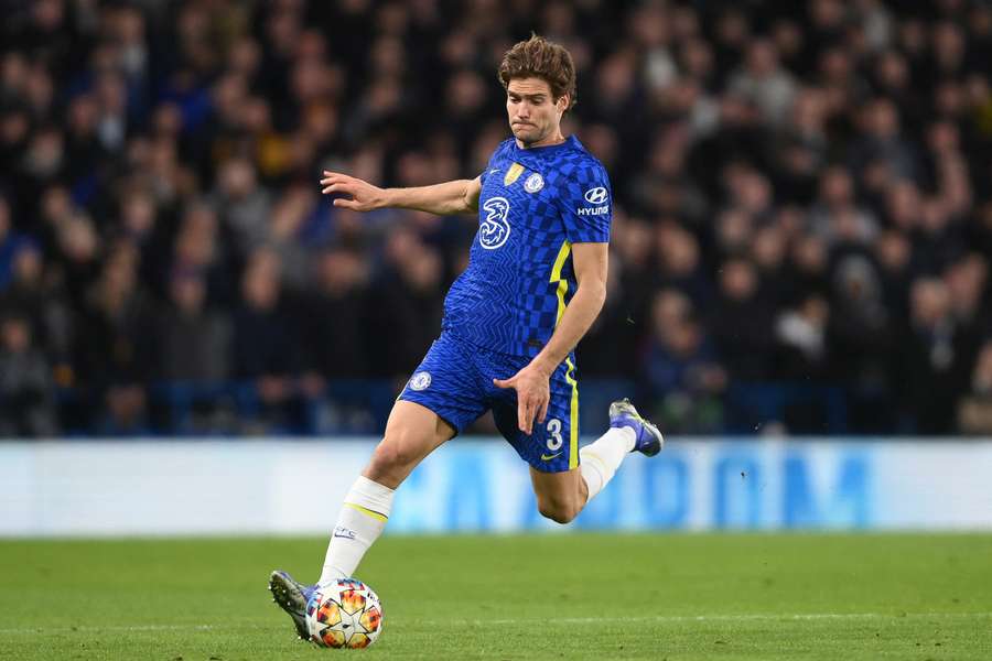 Marcos Alonso avec Chelsea lors du huitième de finale aller de Ligue des champions face à Lille, le 22 février 2022 à Stamford Bridge, à Londres.