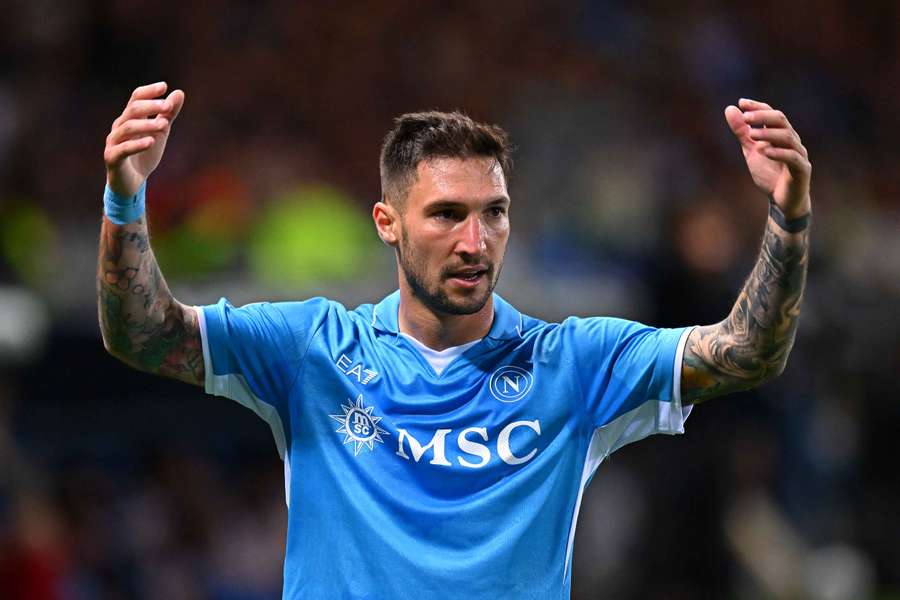 O Scudetto será decidido no último suspiro: Napoli e Inter se enfrentam em meio a emoções