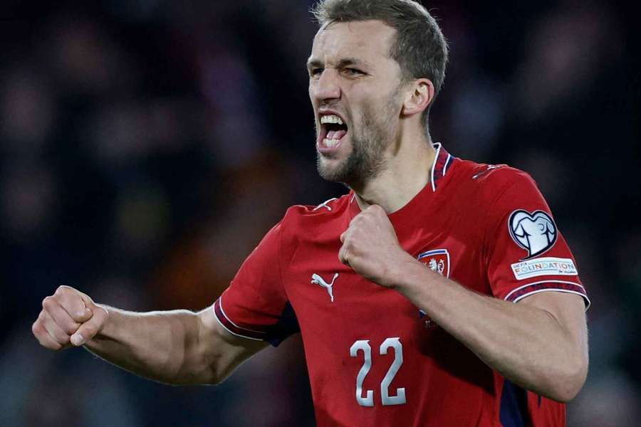 Soucek converteu seu pênalti e ajudou a República Tcheca a se classificar para a Copa do Mundo pela primeira vez desde 2006