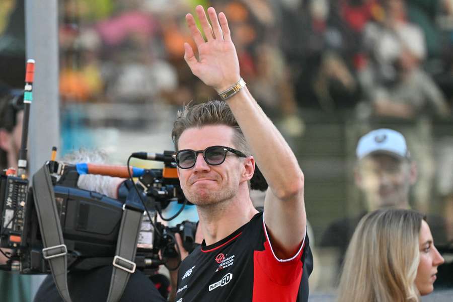 Hülkenberg bei seiner Ankunft in Abu Dhabi