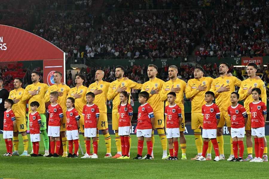 Echipa României înainte de meciul cu Austria