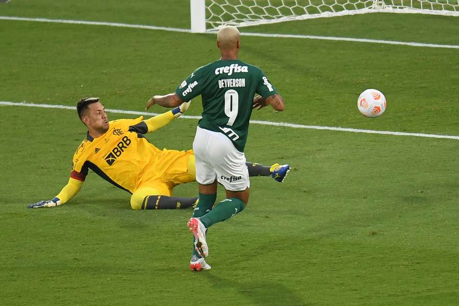 Deyverson marcou o gol do título da Libertadores em 2021