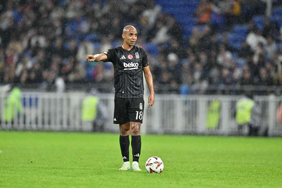João Mário mudou-se para a Turquia esta temporada