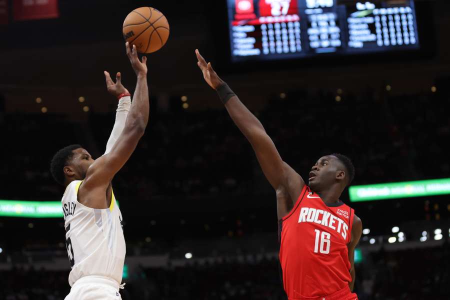Usman Garuba continuará un tercer año en la NBA vistiendo los colores de Houston Rockets.