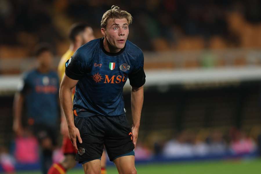 Father of Napoli striker Hojlund: He loves playing at the Maradona
