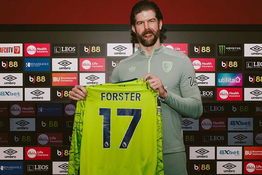 DONE DEAL: Bournemouth land ex-Spurs keeper Forster DONE DEAL: Bournemouth land ex-Spurs keeper Forster