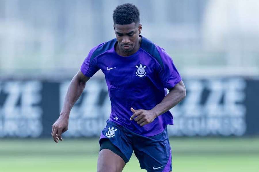 Félix Torres chegou ao Corinthians em janeiro de 2024 