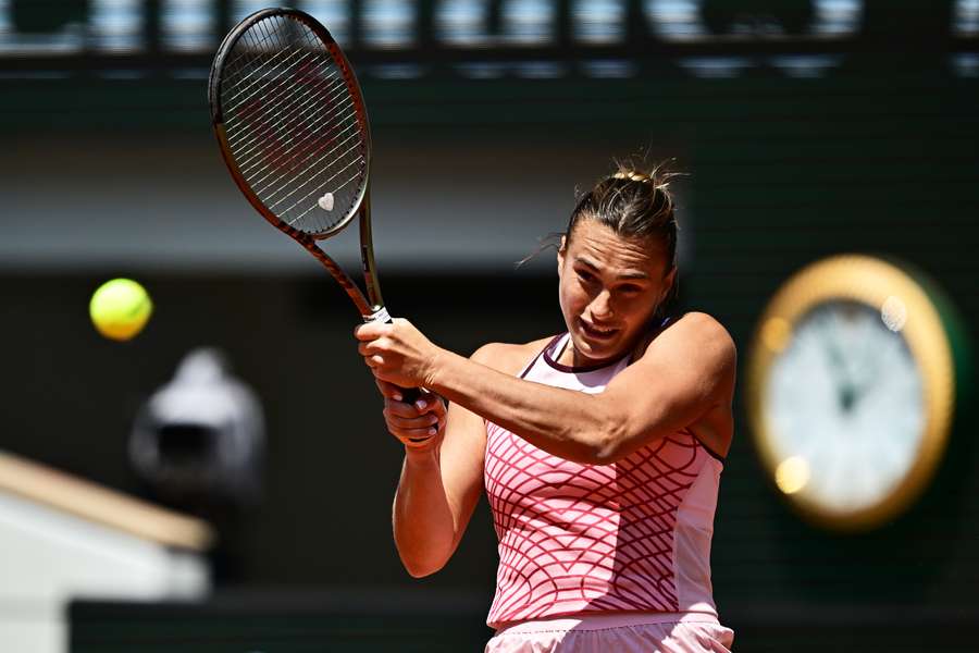 Aryna Sabalenka overpowered Kamilla Rakhimova to reach the last 16 