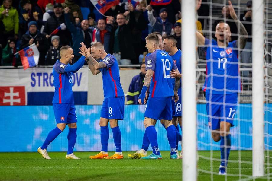 Slovenskí futbalisti sa budúci rok v Nemecku predstavia na treťom Eure v rade.