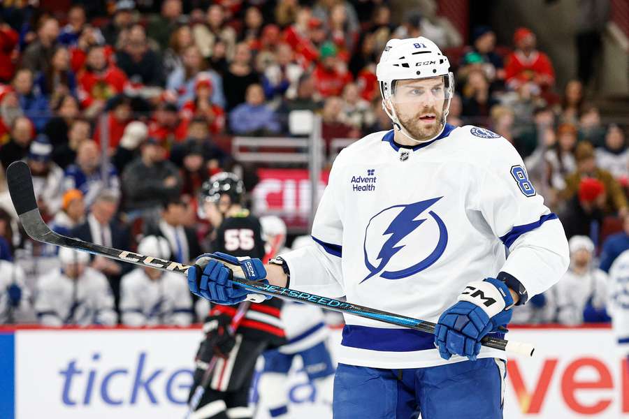 Erik Černák sa, našťastie, vážne nezranil. Erik Černák sa, našťastie, vážne nezranil.