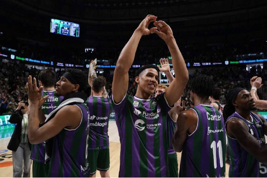 Jugadores del Unicaja celebrando