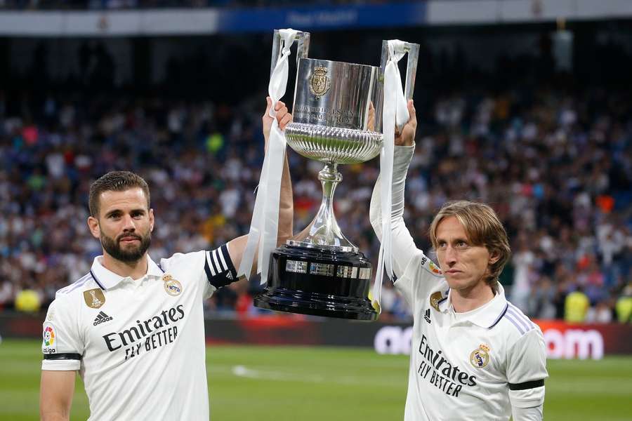 Nacho Fernandez sărbătorește câștigarea Copa del Rey alături de Luka Modric