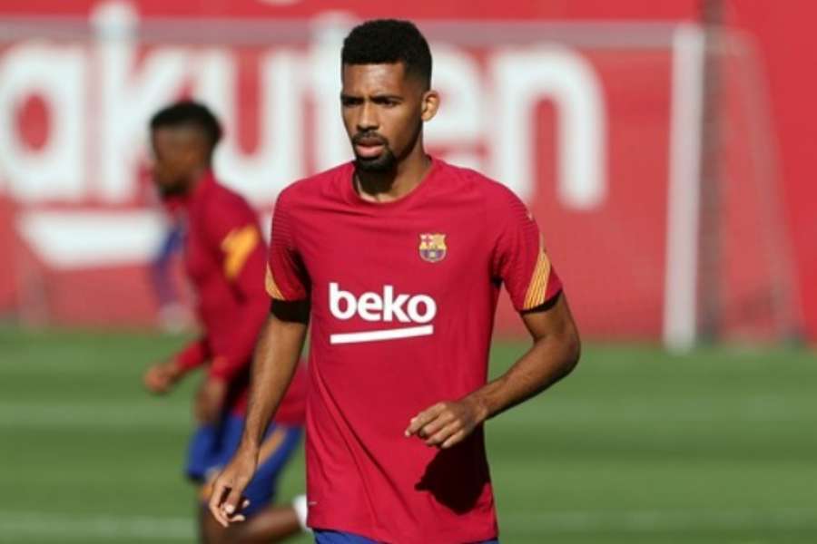 Matheus Fernandes jogou apenas 17 minutos pelo Barcelona