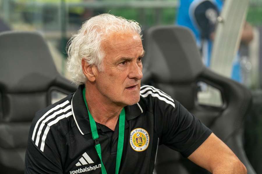 Rutten ya no es seleccionador de Curazao