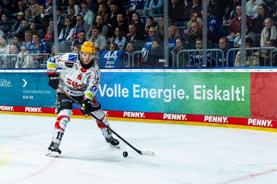 Rayan Bettahar darf sich auf sein Debüt im DEB-Team freuen Rayan Bettahar darf sich auf sein Debüt im DEB-Team freuen