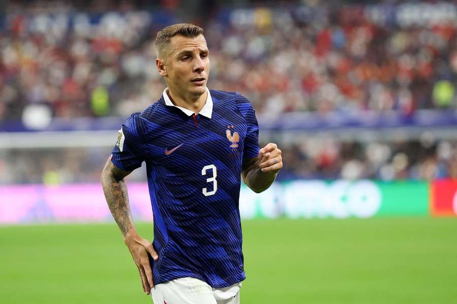 DONE DEAL: Digne completes PSG return from Aston Villa DONE DEAL: Digne completes PSG return from Aston Villa
