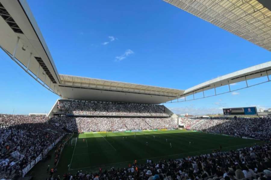 Futebol feminino: Corinthians fatura tetra do Brasileirão com recorde de público em SP