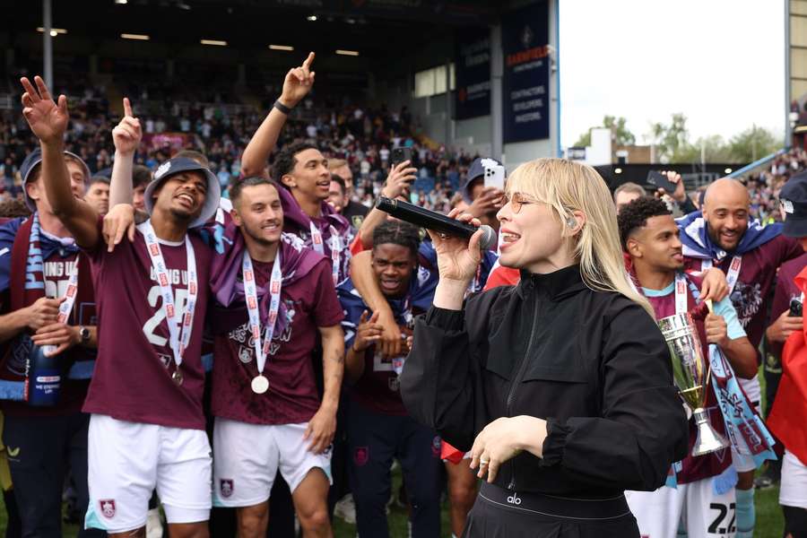 Singer Natasha Bedingfield joins Burnley promotion celebrations Singer Natasha Bedingfield joins Burnley promotion celebrations