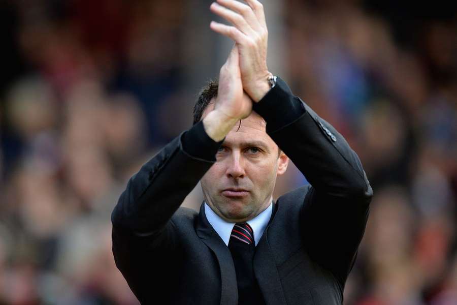 Dougie Freedman tem em mãos uma proposta tentadora