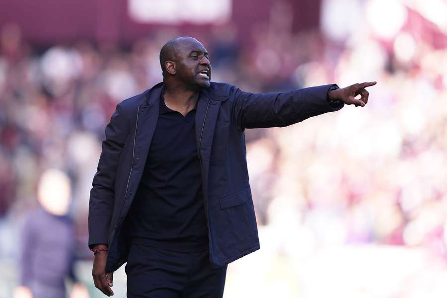 Vieira už nie je trénerom Janova. Vieira už nie je trénerom Janova.