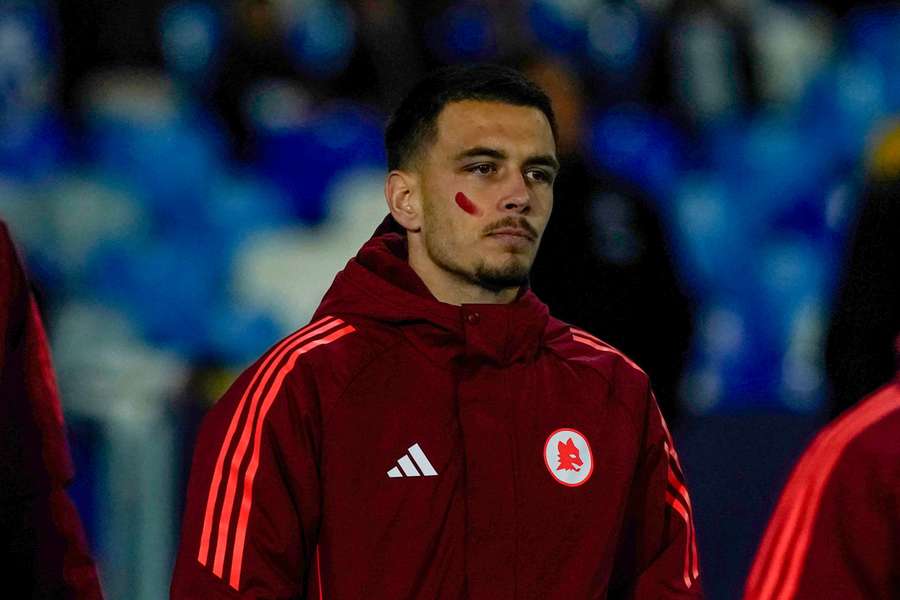 Enzo Le Fée, jugador de la Roma