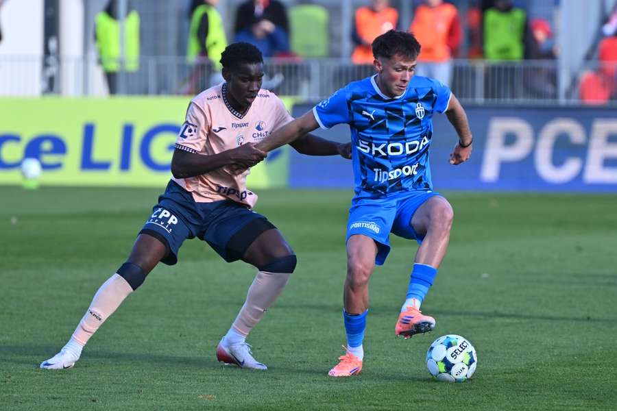 Záložník Michal Ševčík (vpravo) je oporou Mladé Boleslavi.