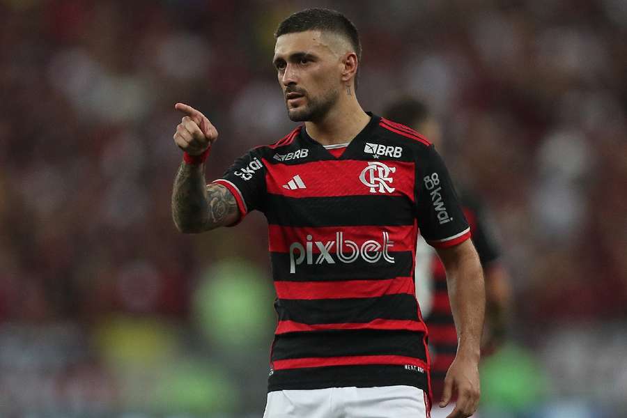 Arrascaeta marcou seu sétimo gol com a camisa do Flamengo em Copas do Brasil 