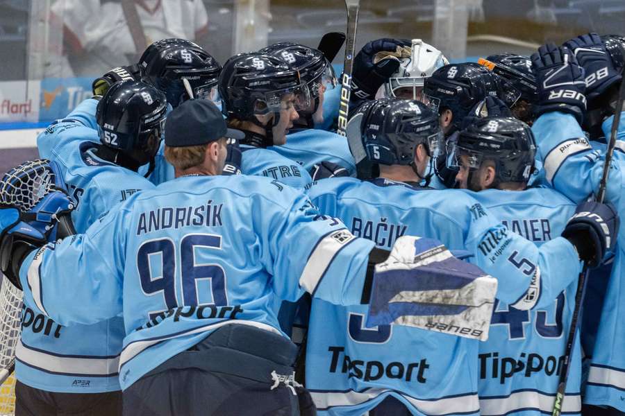 Slovan je novým lídrom súťaže. Slovan je novým lídrom súťaže.